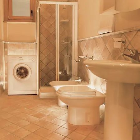 בית נופש Casa Gardenia טוסקולנו מדרנו